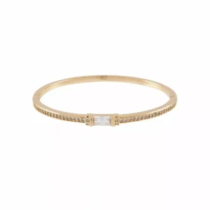 Detalhes do produto Bracelete banhado em ouro 18k com cravação em zircônias cristal e zircônia maior central. Comprimento: 6 cm Largura: 1cm