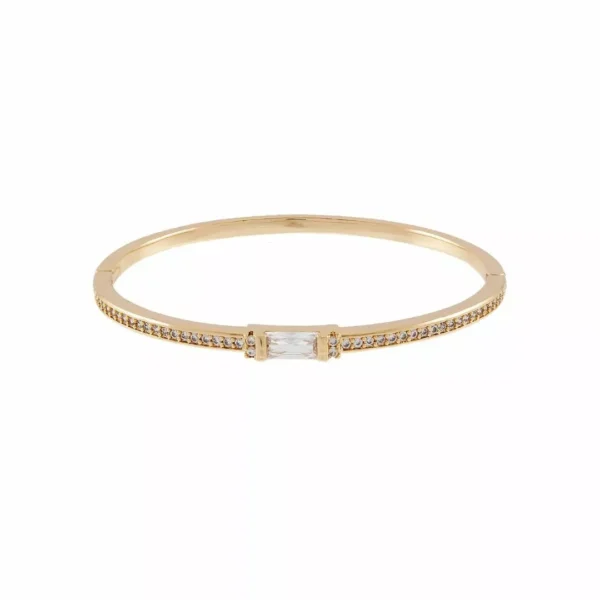 Detalhes do produto Bracelete banhado em ouro 18k com cravação em zircônias cristal e zircônia maior central. Comprimento: 6 cm Largura: 1cm