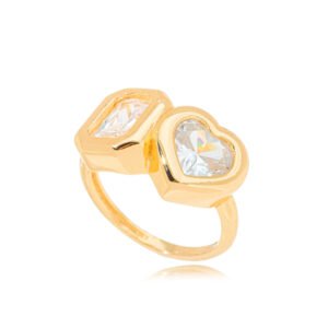 Detalhes do produto Anel em Zircônias no Cristal, Confeccionado em Banho de Ouro Amarelo 18K. Anel Espessura: 0,2cm Largura: 1,0cm Altura: 0,3cm