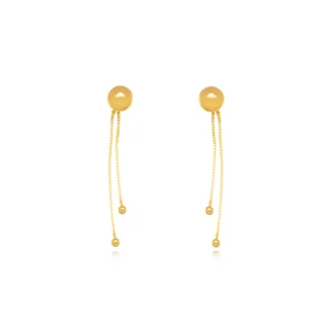 Com traços orgânicos, o Brinco Bola Corrente traz um design artístico inspirado nas tendências das passarelas. Brinco 2x1 onde a Bola pode ser usada sozinha, sem a corrente. O acabamento único realça cada detalhe da peça, criando presença e personalidade para produções ousadas, fashionistas e cheias de atitude. 