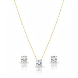 Descubra a beleza atemporal do Conjunto de Colar e Brincos Ponto de Luz Com Banho em Ródio Branco. Este conjunto encantador apresenta um design simples e elegante, com pontos de luz brilhantes que capturam a luz de forma deslumbrante. O acabamento com Banho em Ródio Branco adiciona um toque de luxo, tornando este conjunto perfeito para qualquer ocasião. Seja para uso diário ou para uma ocasião especial, este conjunto irradia elegância e sofisticação.