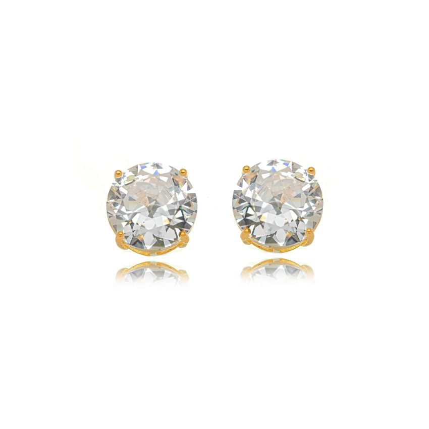 O brinco ponto de luz redondo com Banho em Ouro 18k com zircônia central de alto brilho e cravação em garras com zircônia.Modelo clássico e elegante, ideal para uso diário, eventos ou como presente sofisticado. Leve, confortável e versátil, é perfeito para quem busca um brinco feminino delicado.